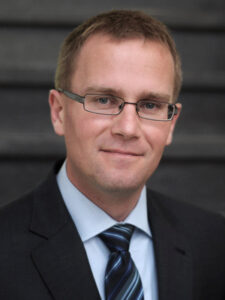 <b>Dr.-Ing. Jan Edelmann</b><br /><i>Fraunhofer IWU</i><br />Co-Chair